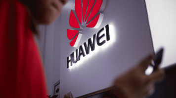 Google poderá usar tecnologia da Huawei no Android 13