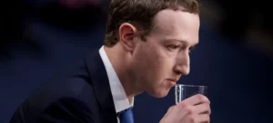 Read more about the article Procurador-geral processa Mark Zuckerberg por manipulação do incidente da Cambridge Analytica