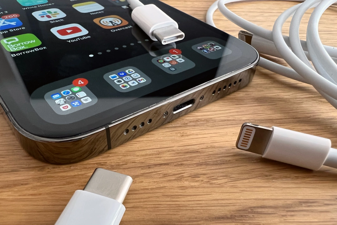 You are currently viewing Apple obrigada a usar USB-C no iPhone a partir de 2024